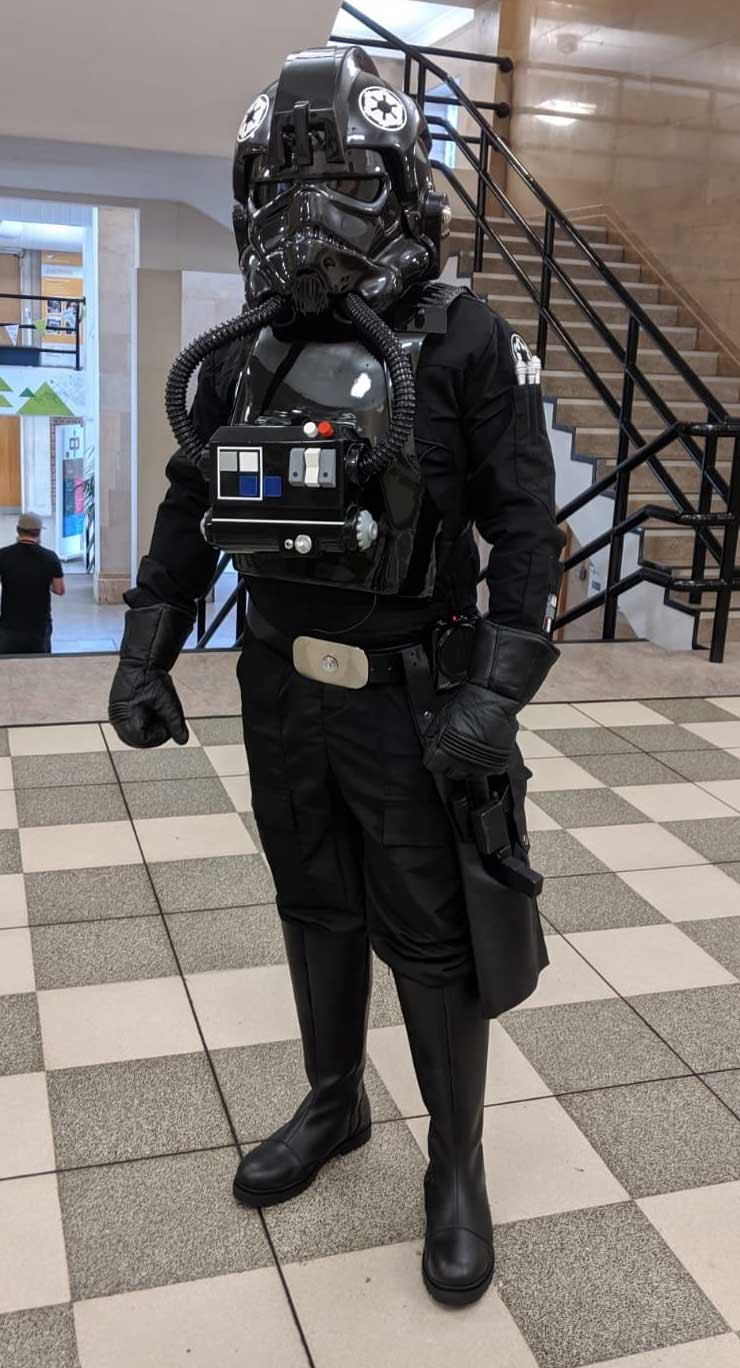 TIE pilot costume review from Lee