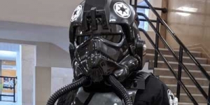 Star Wars TIE Pilot costume review by Lee