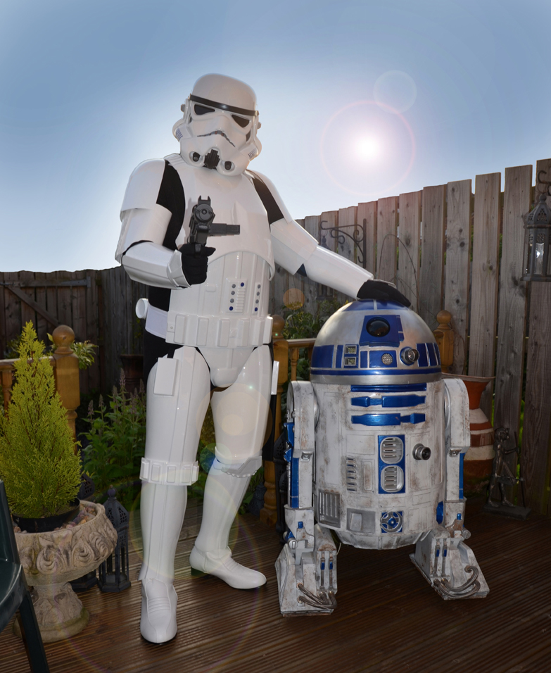 Chris Piercy r2d2 review costume stormtrooper