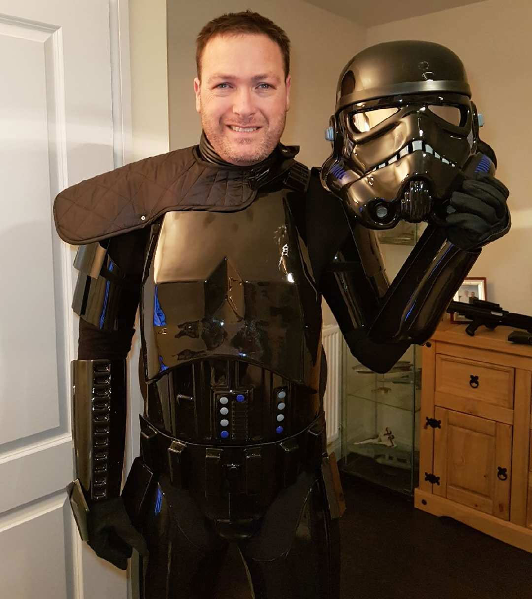 Shadowtrooper Marc Replica Costume Review Armour