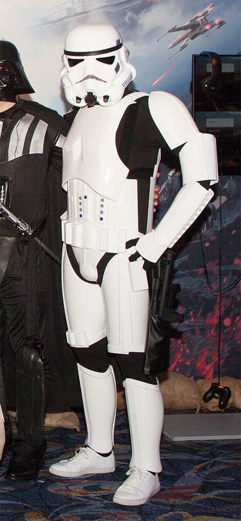 Warwick Light Sony Stormtrooper Battlefront Review